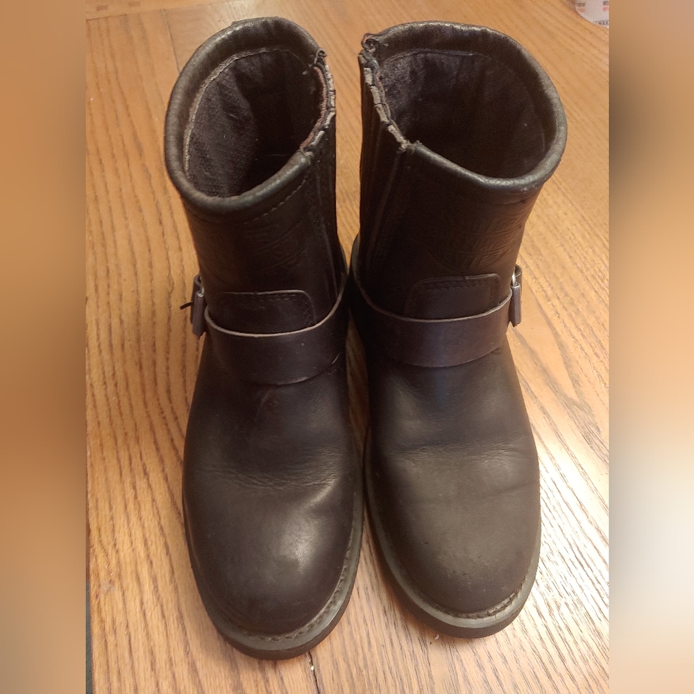 Harley Davidson leather boots and HD Sweater!!